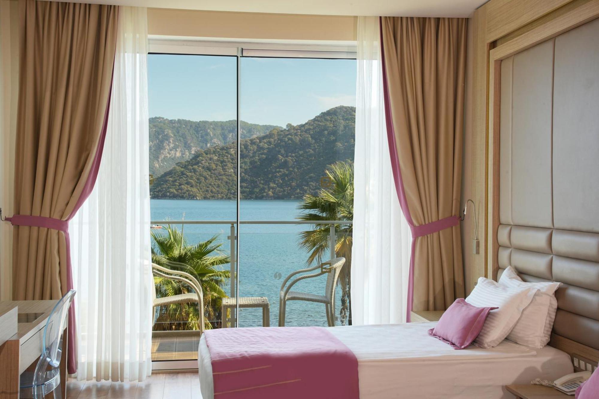 Standard Double or Twin Room Sea View,1636768257:JPEG