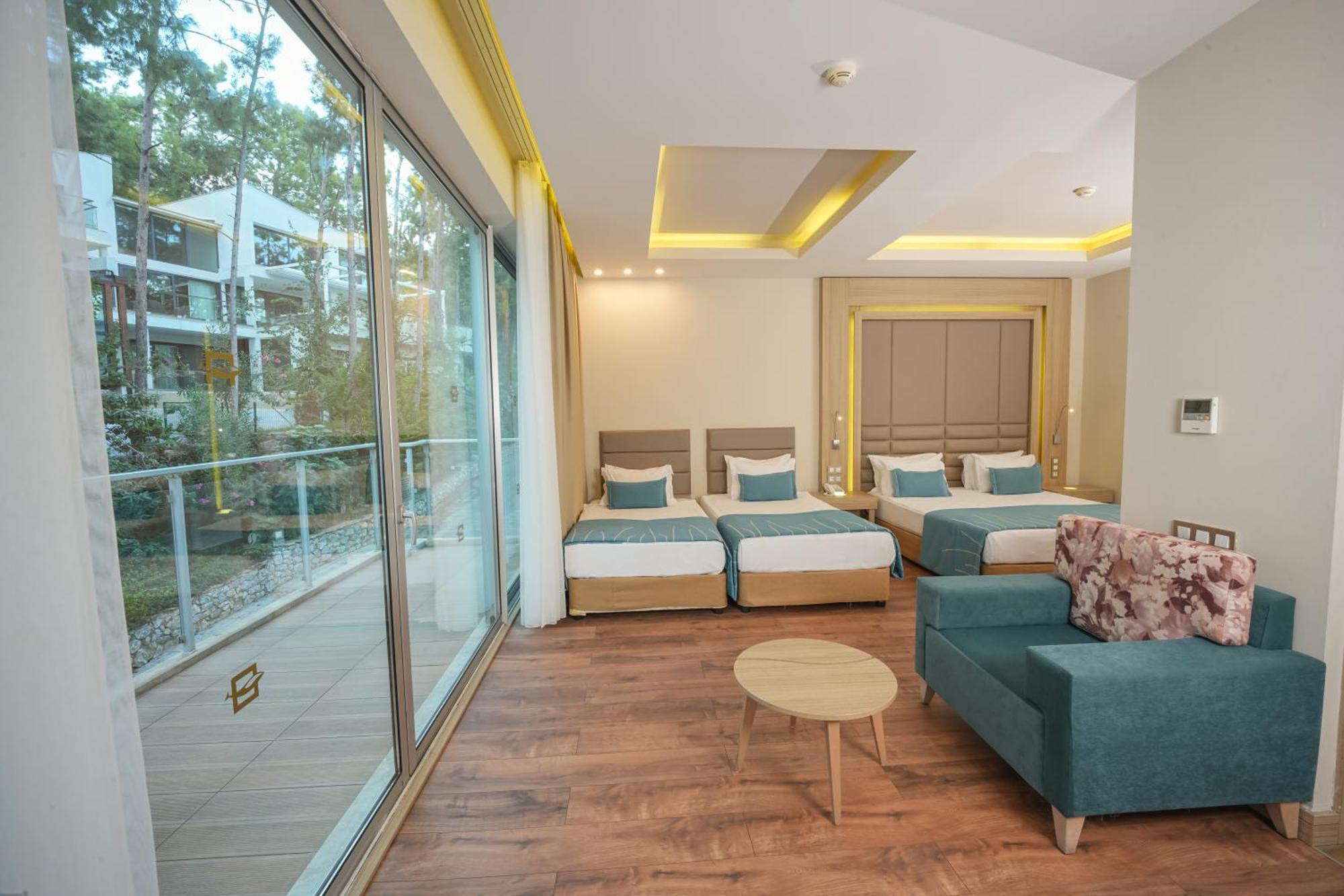 Standard Quadruple Room,1678656365:JPEG